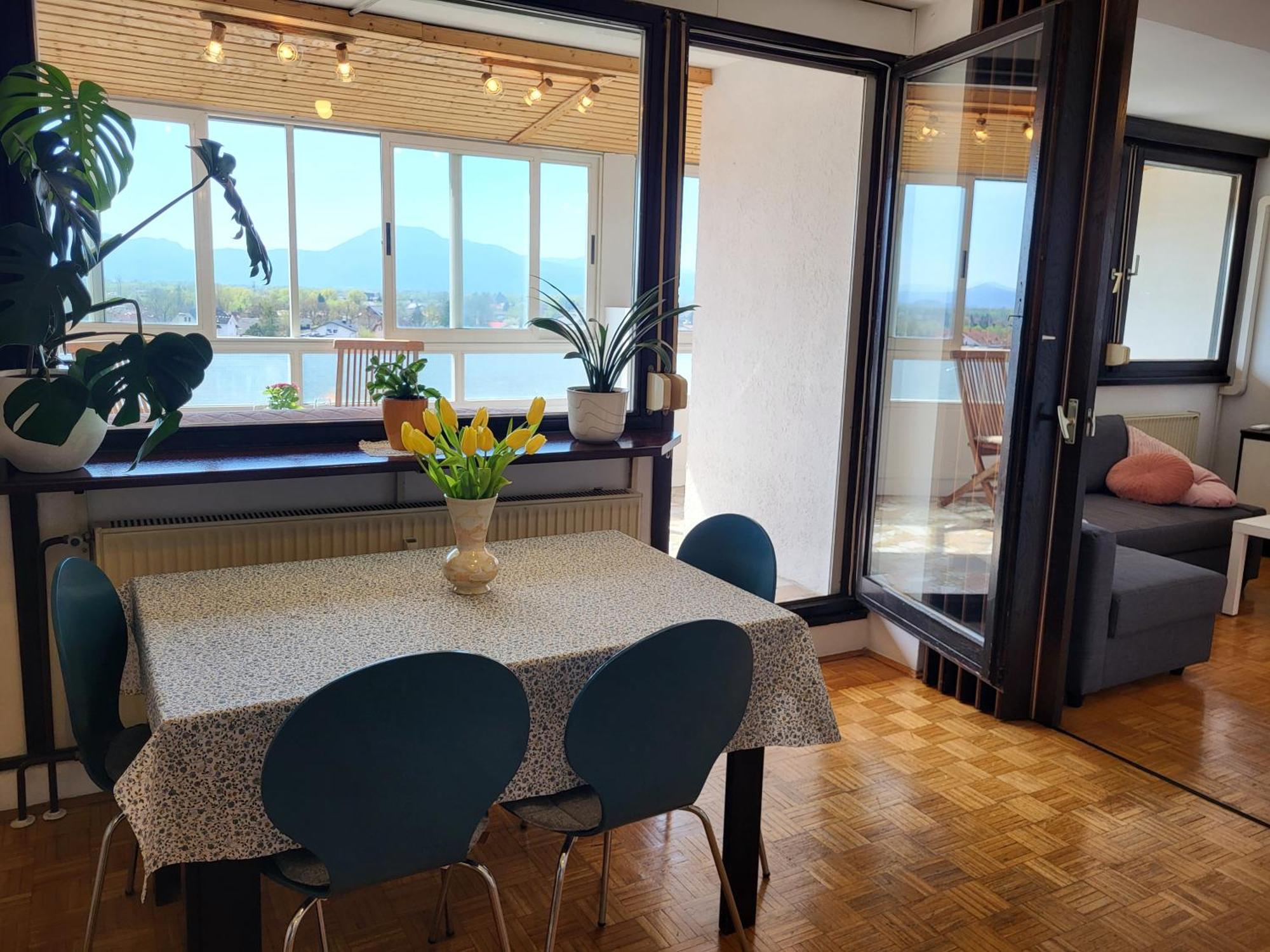 Beautiful Apartment In The Nicest Part Of Town Любляна Экстерьер фото