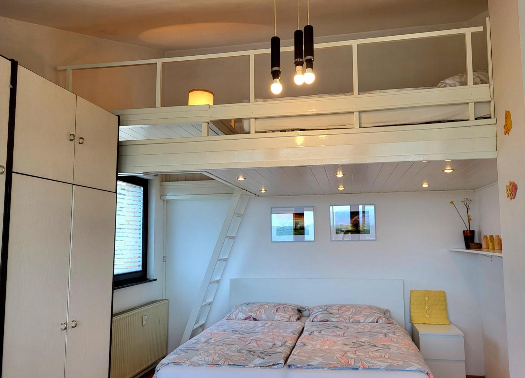 Beautiful Apartment In The Nicest Part Of Town Любляна Экстерьер фото